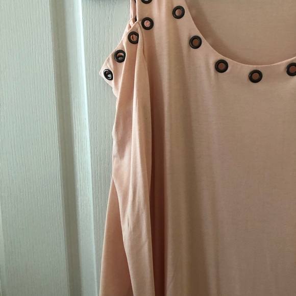 Cyrus Light Pink 3/4 Sleeve Cold Shoulder Top Size Small - Picture 5 of 8